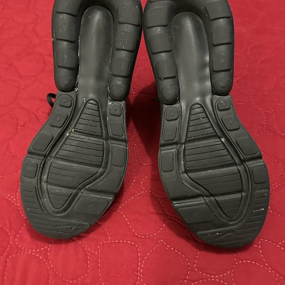 Nike sneakers - Picture 7 of 7